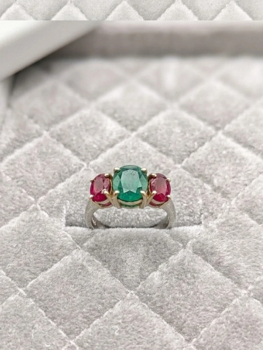 Vintage 925 Sterling Silver Emerald & Ruby Three-Stone Ring - Size 8